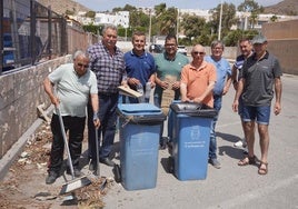 Carboneras exige a la Junta «que intervenga y garantice la limpieza y servicios en el puerto»
