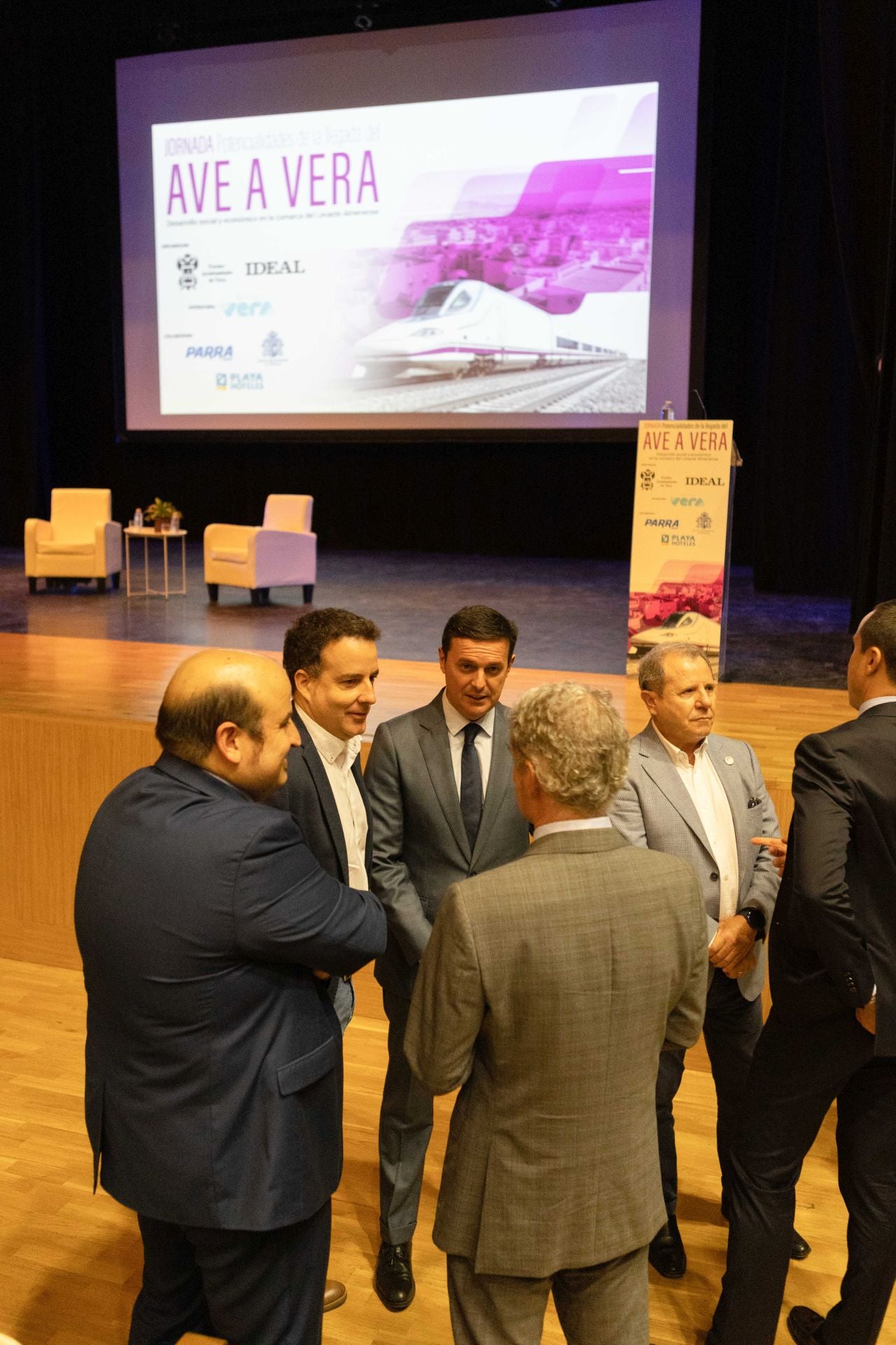 La jornada del AVE en Vera, en fotos