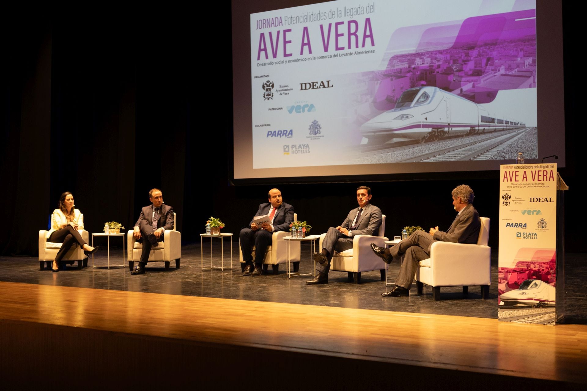 La jornada del AVE en Vera, en fotos