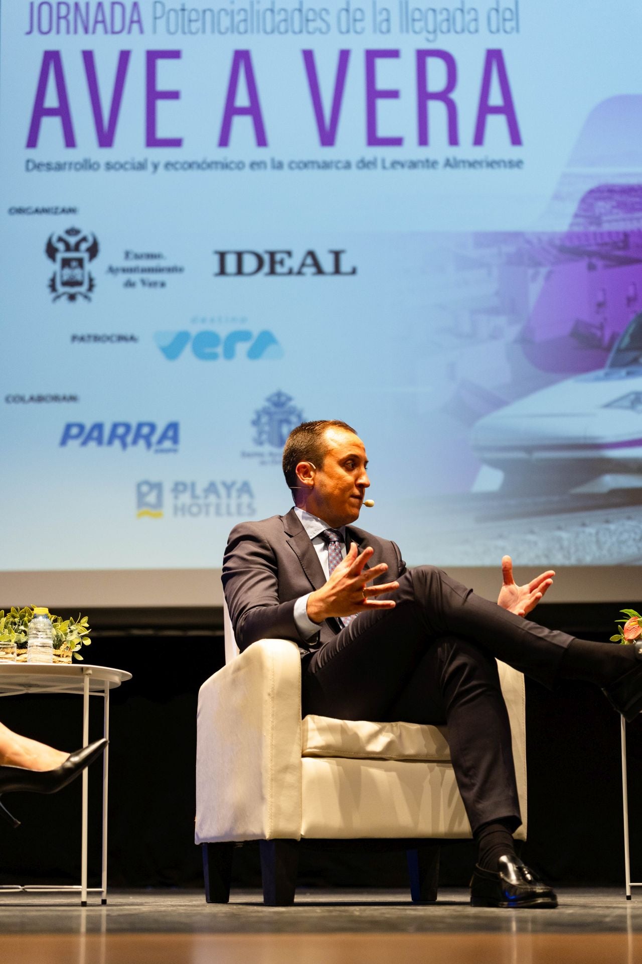 La jornada del AVE en Vera, en fotos