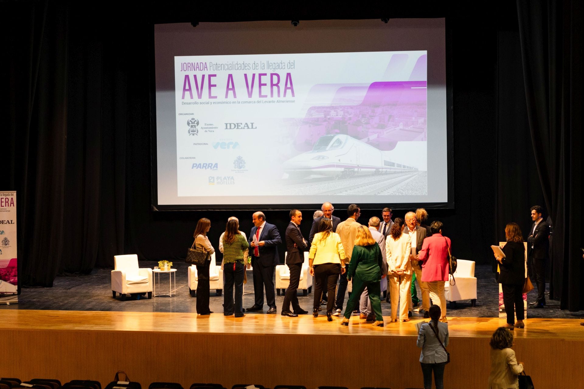 La jornada del AVE en Vera, en fotos