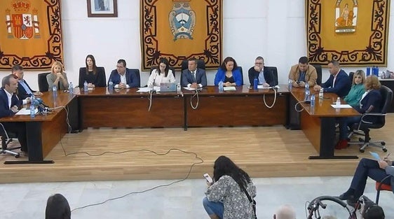 El PSOE de Carboneras expulsa a tres concejales de su grupo municipal que compartieron gobierno con Cs y PP