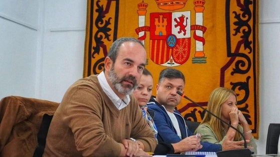 El PSOE de Carboneras acusa al alcalde de ocultar e incumplir «numerosas» sentencias desde su toma de posesión