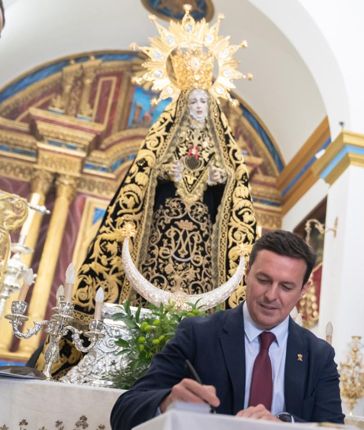 Imagen secundaria 2 - Vera se postula para lograr la declaración de Interés Turístico Nacional de su Semana Santa