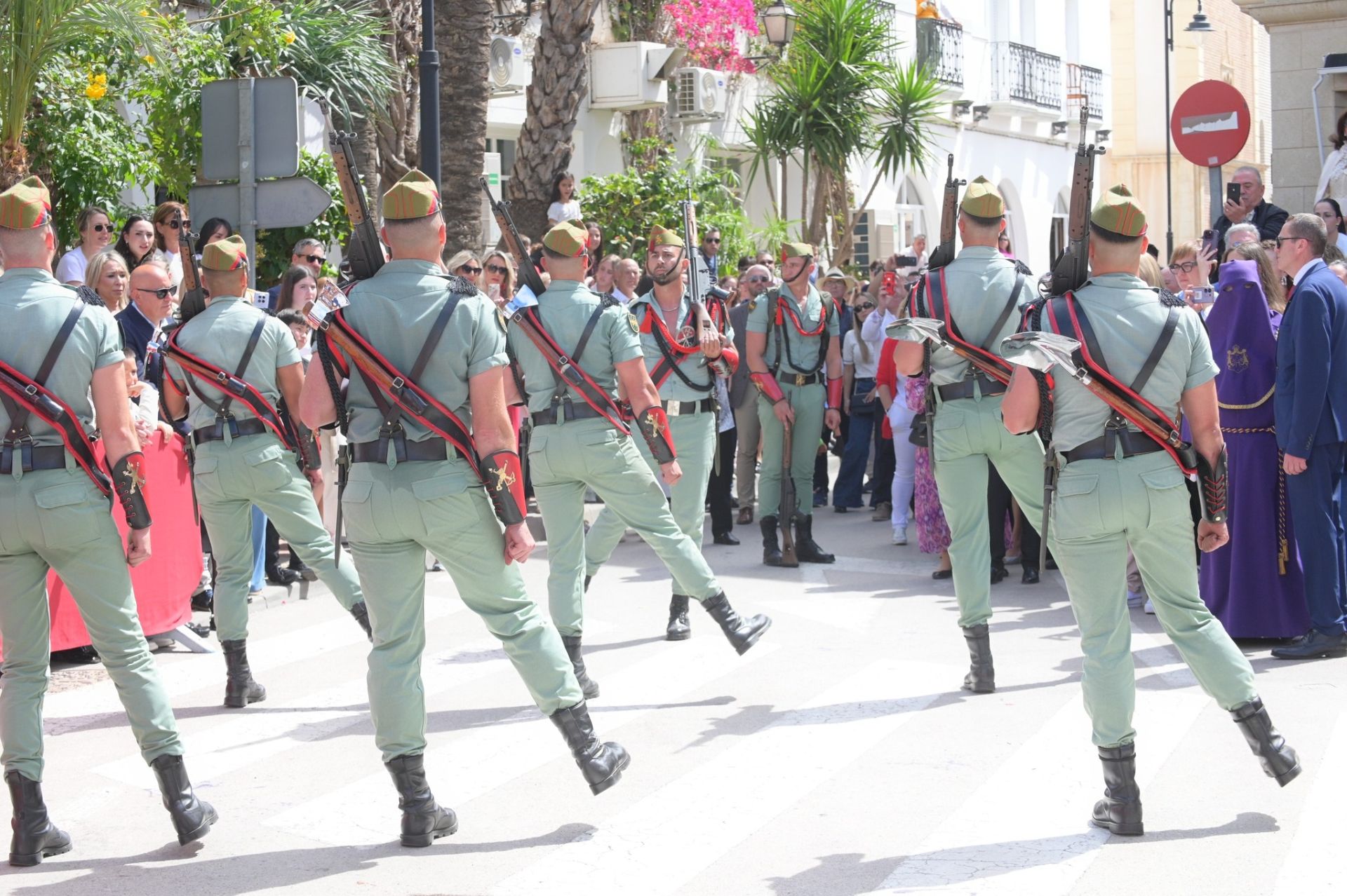 Emotivo Viernes Santo en Vera