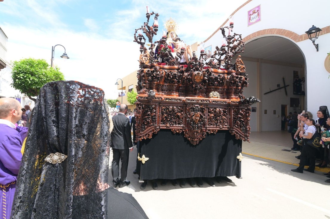 Emotivo Viernes Santo en Vera