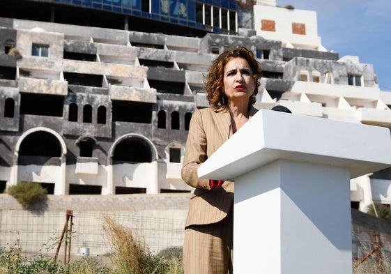 El Gobierno dice que «cumple los plazos» para expropiar El Algarrobico, pero que el expediente es «complejo»