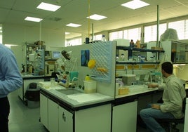 Uno de los laboratorios de la provincia donde se estudian los casos.