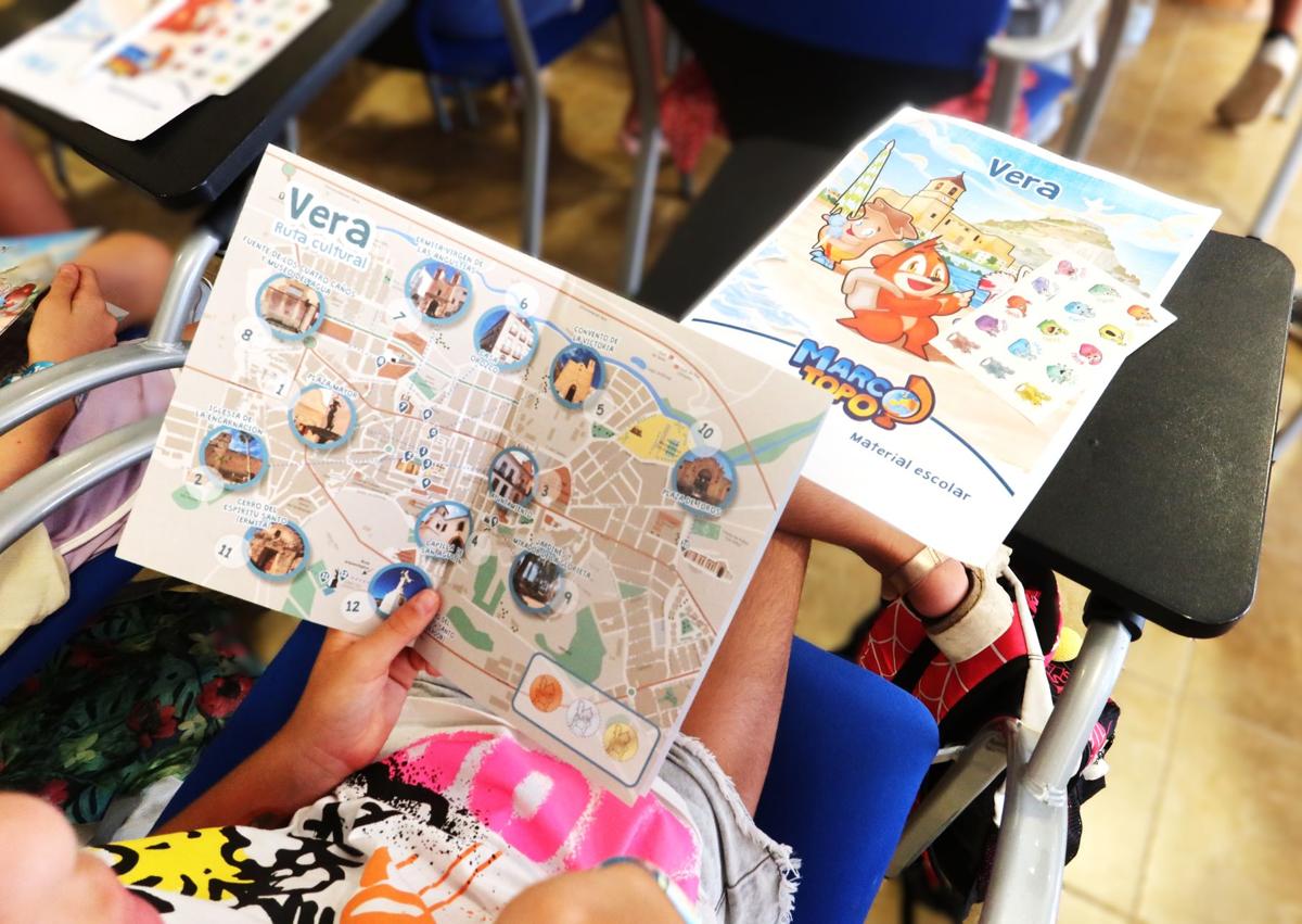 Imagen secundaria 1 - Marco Topo, un juego interactivo 'made in Vera' como atractivo para el turismo familiar  