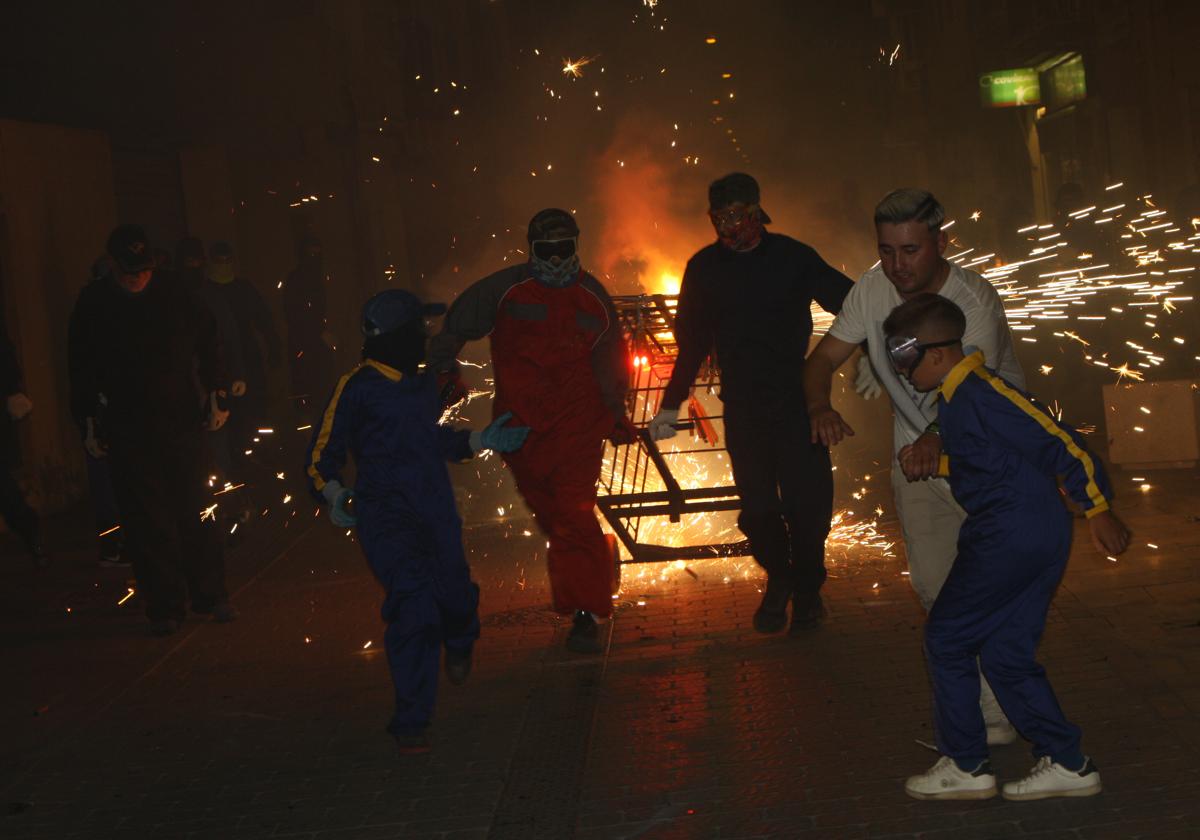 Toro de fuego, de madrugada, en Pulpí.