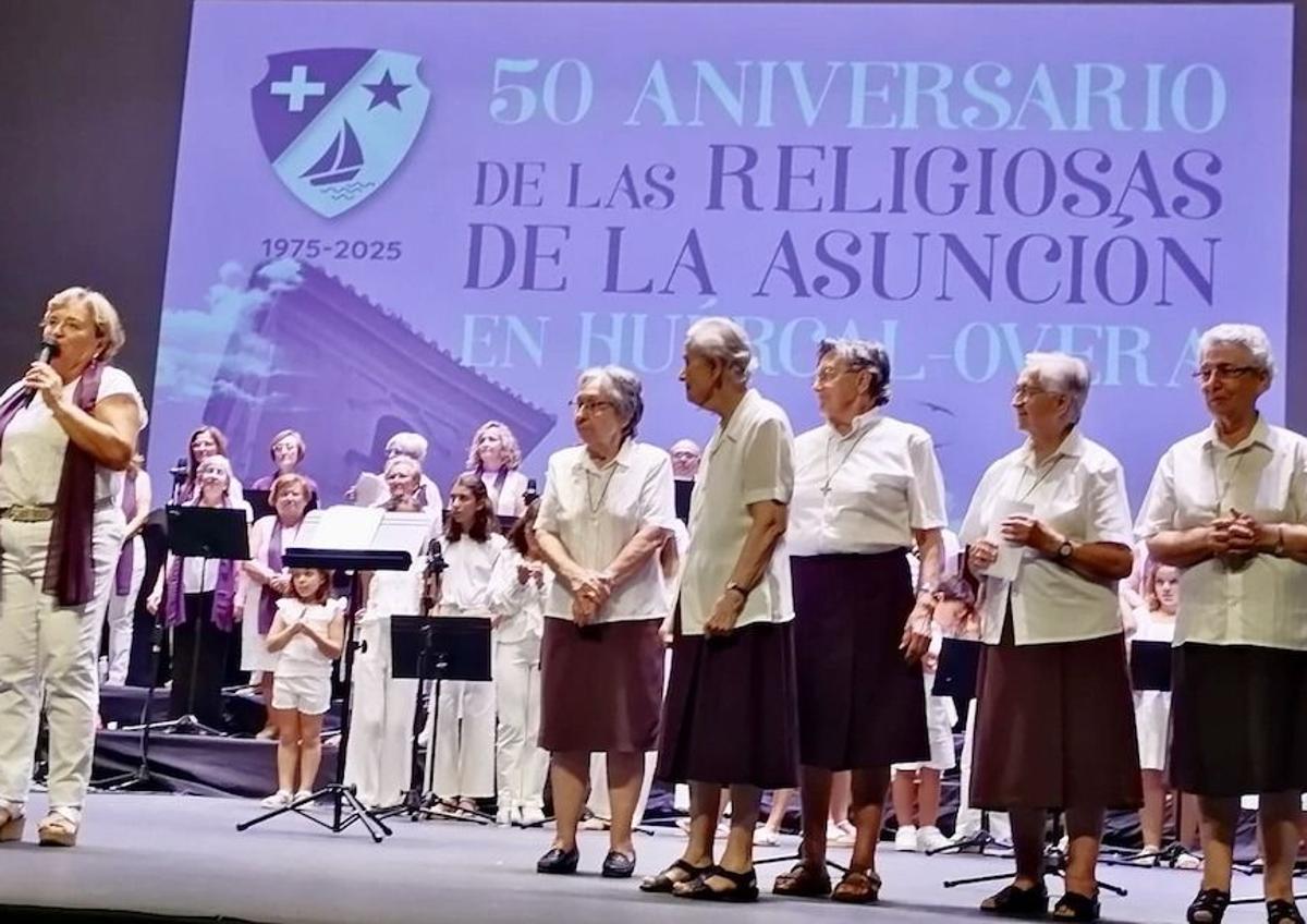 Imagen secundaria 1 - Huércal-Overa dedica un espacio a las Religiosas de la Asunción en el 50º aniversario de su llegada al municipio