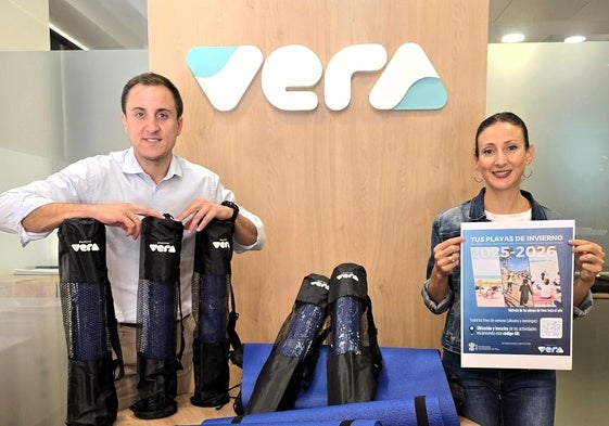 Presentación de la tercera edición 'Tus Playas de Invierno' en el municipio veratense.