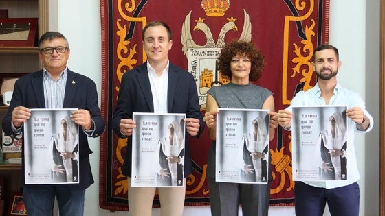 Vera acoge el teatro benéfico «La Reina que no quiso reinar» a favor de la Archicofradía de Jesús Nazareno
