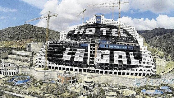 El Algarrobico, 20 años desde su paralización: una licencia aún vigente y una expropiación parcial en ciernes