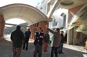 Grupos de trabajo buscarán solución al Algarrobico