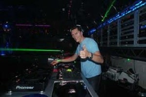 La concejalía de Juventud de Pulpí organiza un taller de DJ