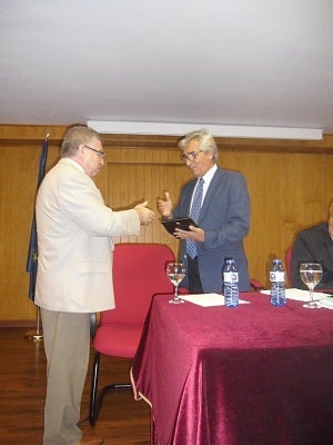 Vera reflexiona sobre la necesidad del pacto educativo en ‘El Palmeral’