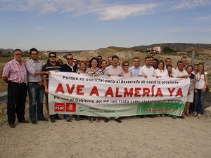 El PSOE asegura que Almería no puede esperar a 2025 para tener AVE y exige al Gobierno que reactive las obras