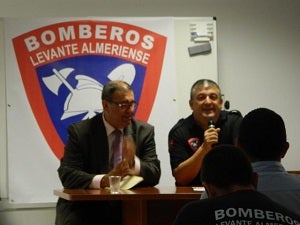 Bomberos del Levante acogen la jornada de intervención en accidentes de tráfico