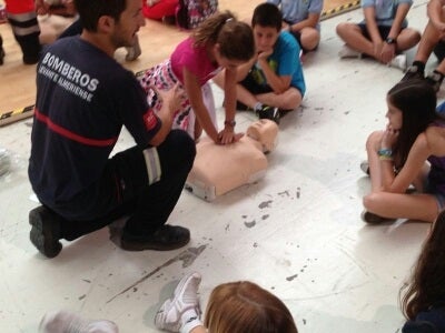 Bomberos del Levante participan hoy en el Cardiomaratón con otros efectivos y más de 4.000 jóvenes