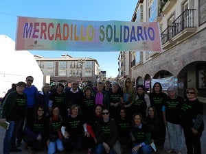 El II Mercadillo Solidario con motivo del Día de las Mujeres recauda más de 1.600 euros