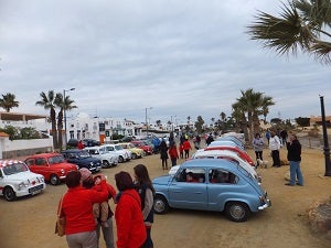 Los Seat 600 'inundan' Mojácar