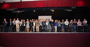 700 personas arropan a Caicedo en la presentación de su candidatura