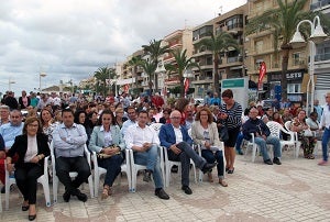 María López: “El PP ha convertido a Garrucha en un pueblo paralizado, sucio, desorganizado y endeudado como nunca”