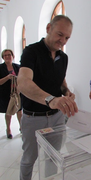 Antonio Fernández (PSOE) será alcalde de Cuevas con el apoyo de Ciudadanos