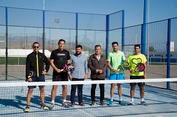 Carboneras cuenta con dos nuevas pistas de pádel municipal