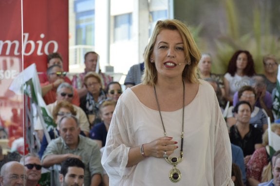 Sonia Ferrer Tesoro interviene en el acto preelectoral de ayer en Garrucha.
