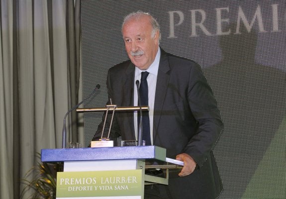 Comienza en Vera el V Torneo Nacional de Fútbol Base con Vicente del Bosque al frente