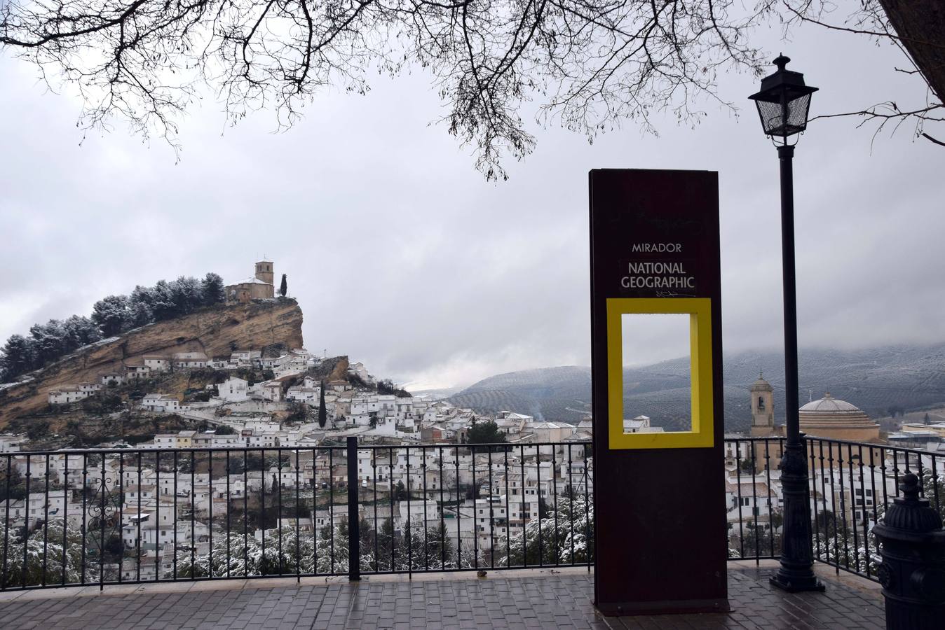 Ventorros de San José, Montefrío y la carretera a Tocón, tras la nevada de este domingo