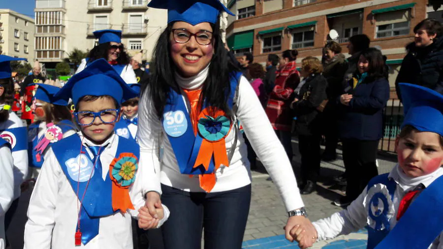 Pasacalles Escolar de Carnaval en Loja