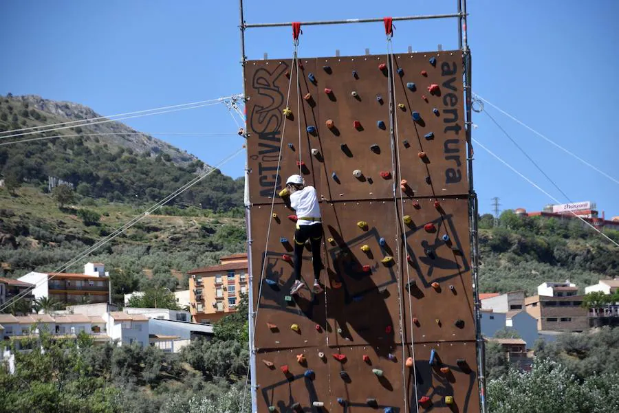 Comienzan cinco días de diversión para escolares y familias en la Ciudad Deportiva de la Joya.