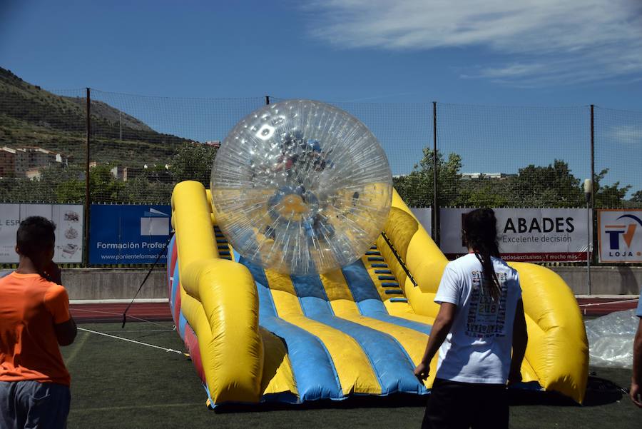 Comienzan cinco días de diversión para escolares y familias en la Ciudad Deportiva de la Joya.