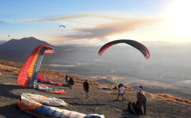 La XVI Concentración de Vuelo Libre de Loja llega con acrobacias y pilotos de alto nivel