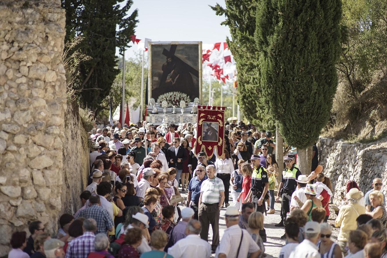 La devoción y costumbre en torno a este lienzo religioso concentra en Moclín a numerosos visitantes en una de las romerías más antiguas y multitudinarias de Andalucía