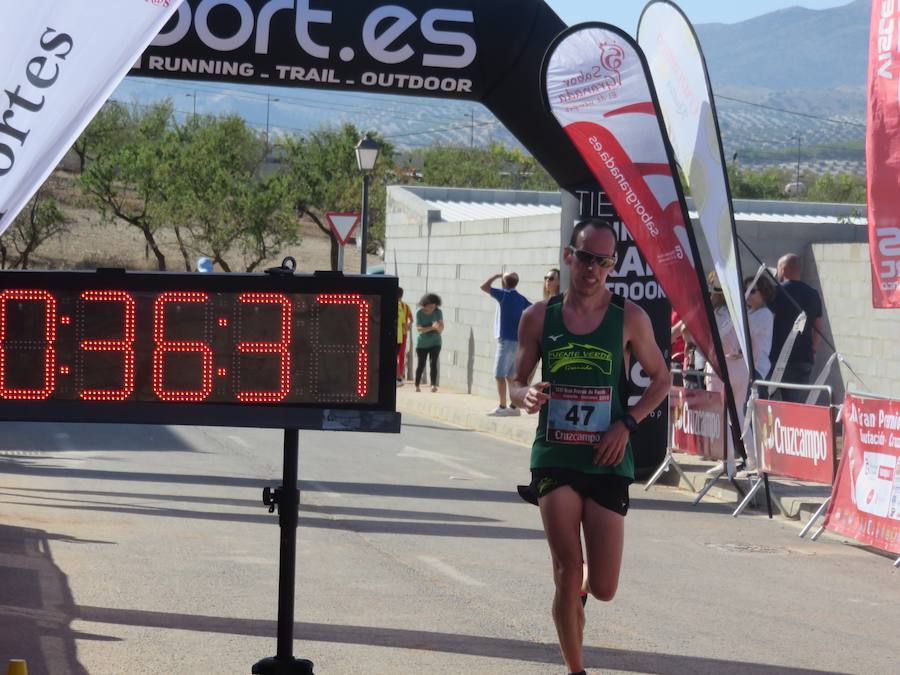 En la penúltima carrera del circuito provincial se han impuesto Cesáreo Ceballos -del Todo Suma- y Mª Dolores Arias -del Bikila-