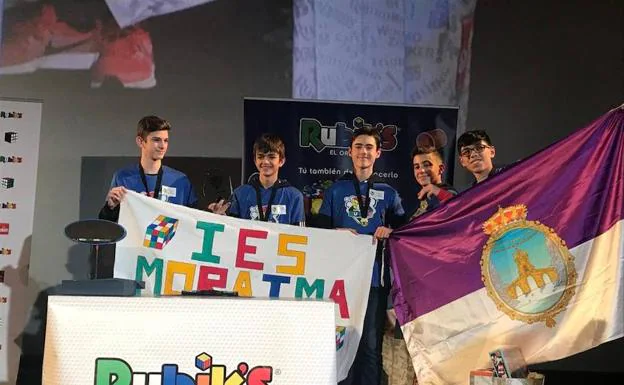 El equipo lojeño del IES Moraima, campeón de España del Cubo de Rubik