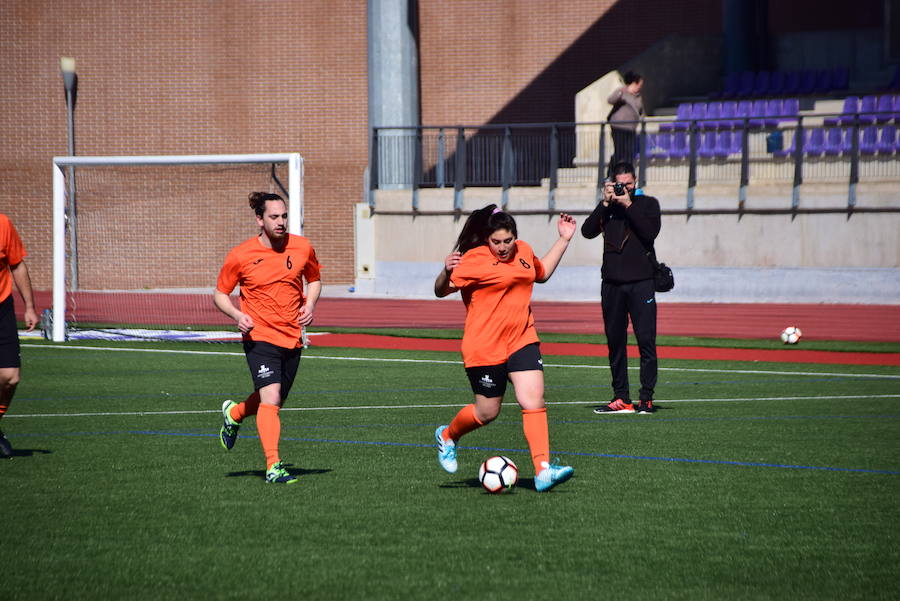 Fotos: Derbi de campeones en el Poniente