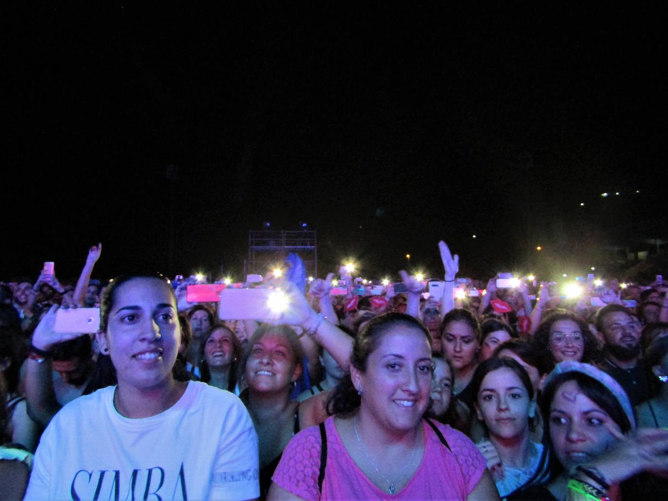 Fotos: 15.000 personas &#039;vibran&#039; en Loja con Bisbal