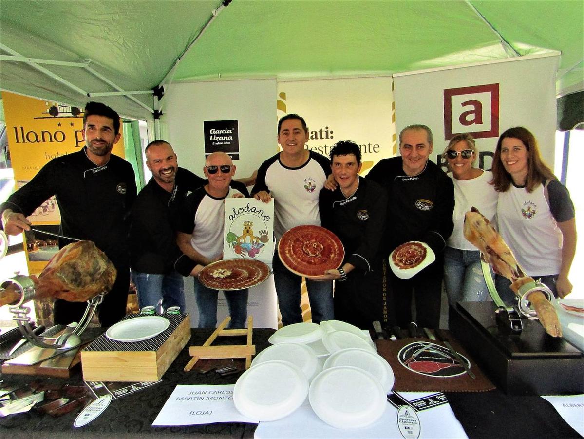 Por cuarto año, Artcua colabora con un colectivo lojeño para, gracias a un evento gastronómico, recaudar fondos con destino a un objetivo social, en este caso el Aula Montessori que quiere poner en marcha la asociación de Atención a las Necesidades Especiales.