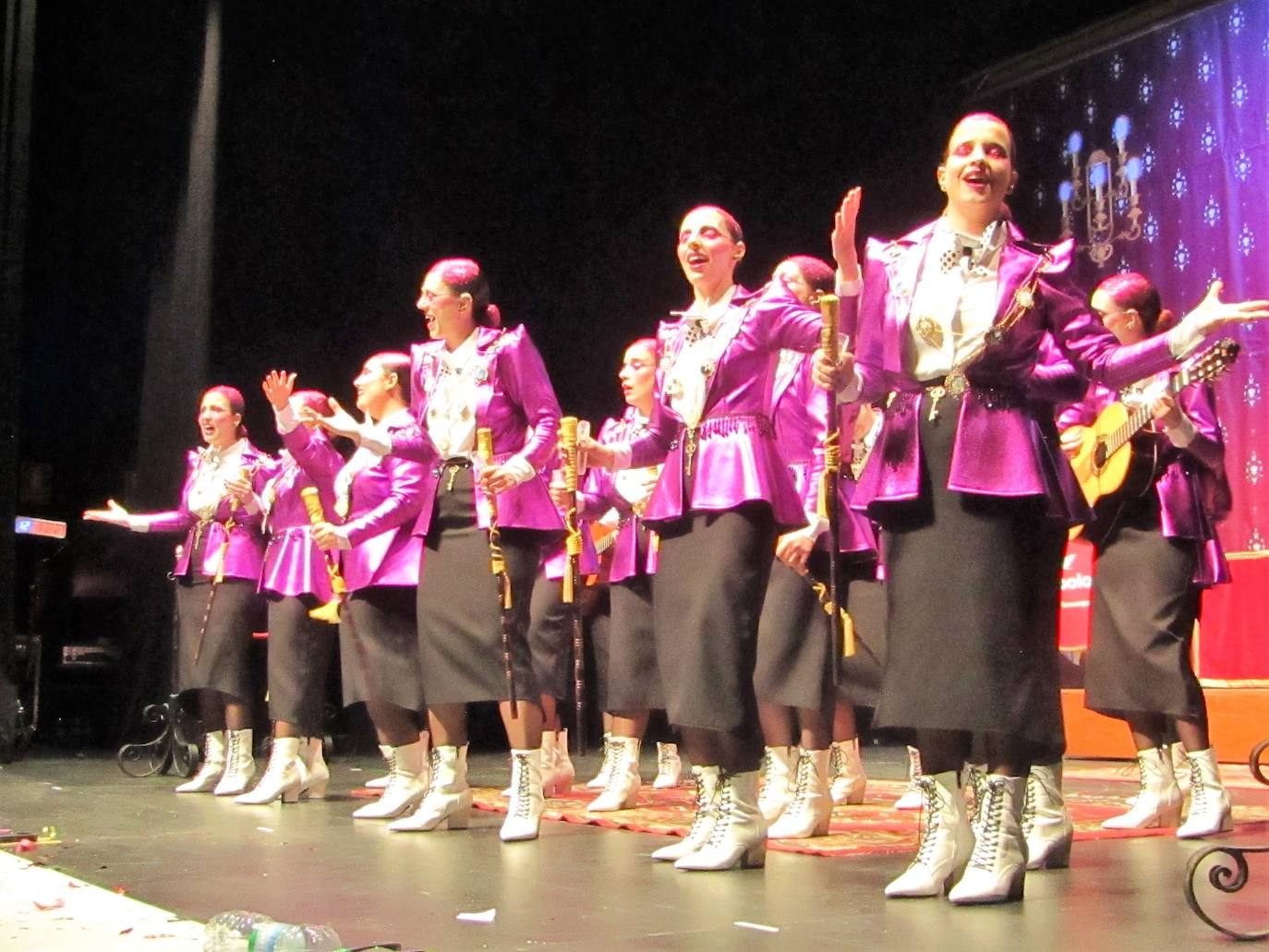 Fotos: La Final del Concurso de Agrupaciones de Carnaval de Loja, en imágenes