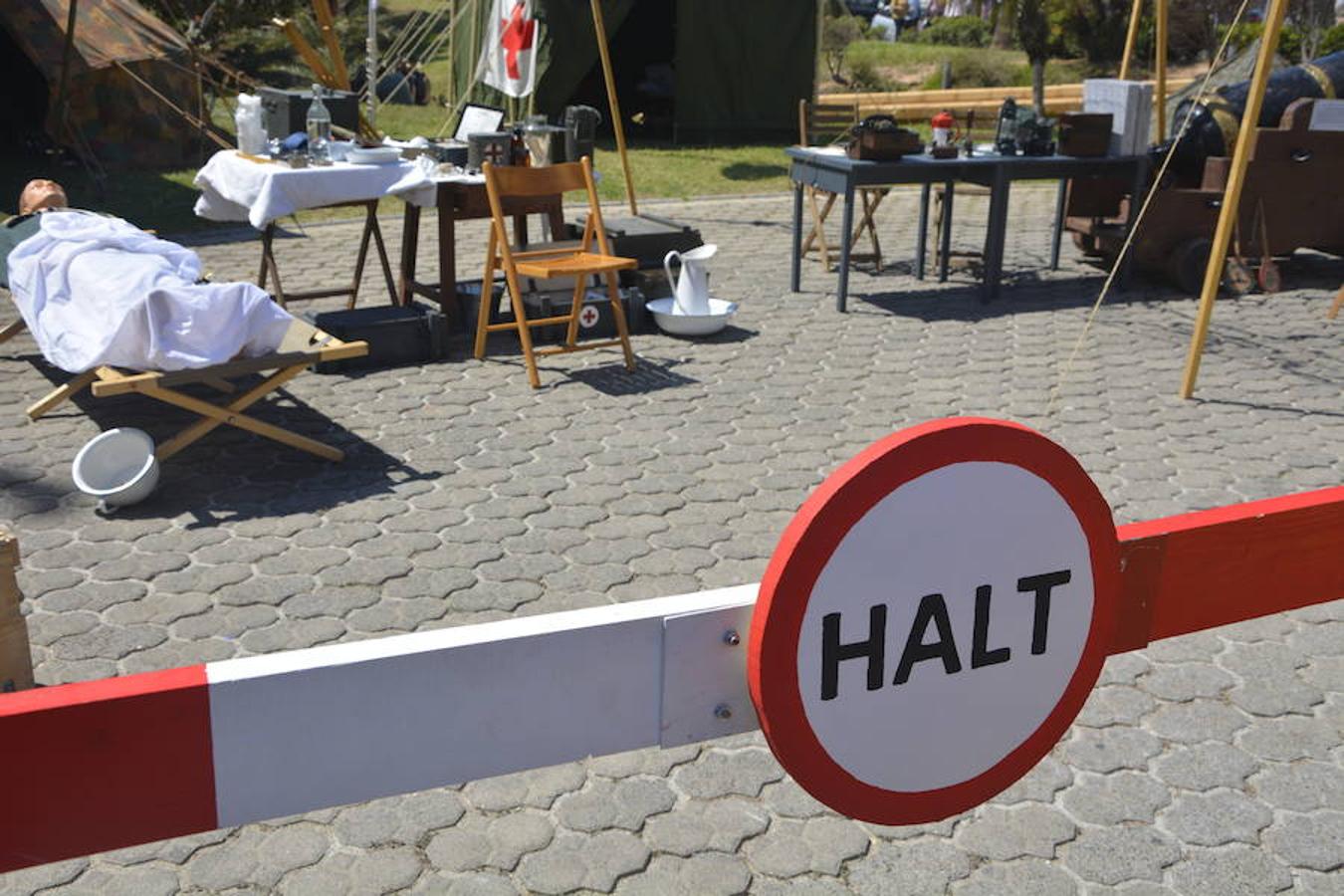 Dentro del II Encuentro con la Historia centrado en la Segunda Guerra Mundial, este sábado y domingo se llevaron a cabo unas recreaciones de unas de las batallas del Desembarco de Normandía, ante la presencia de cientos de espectadores.