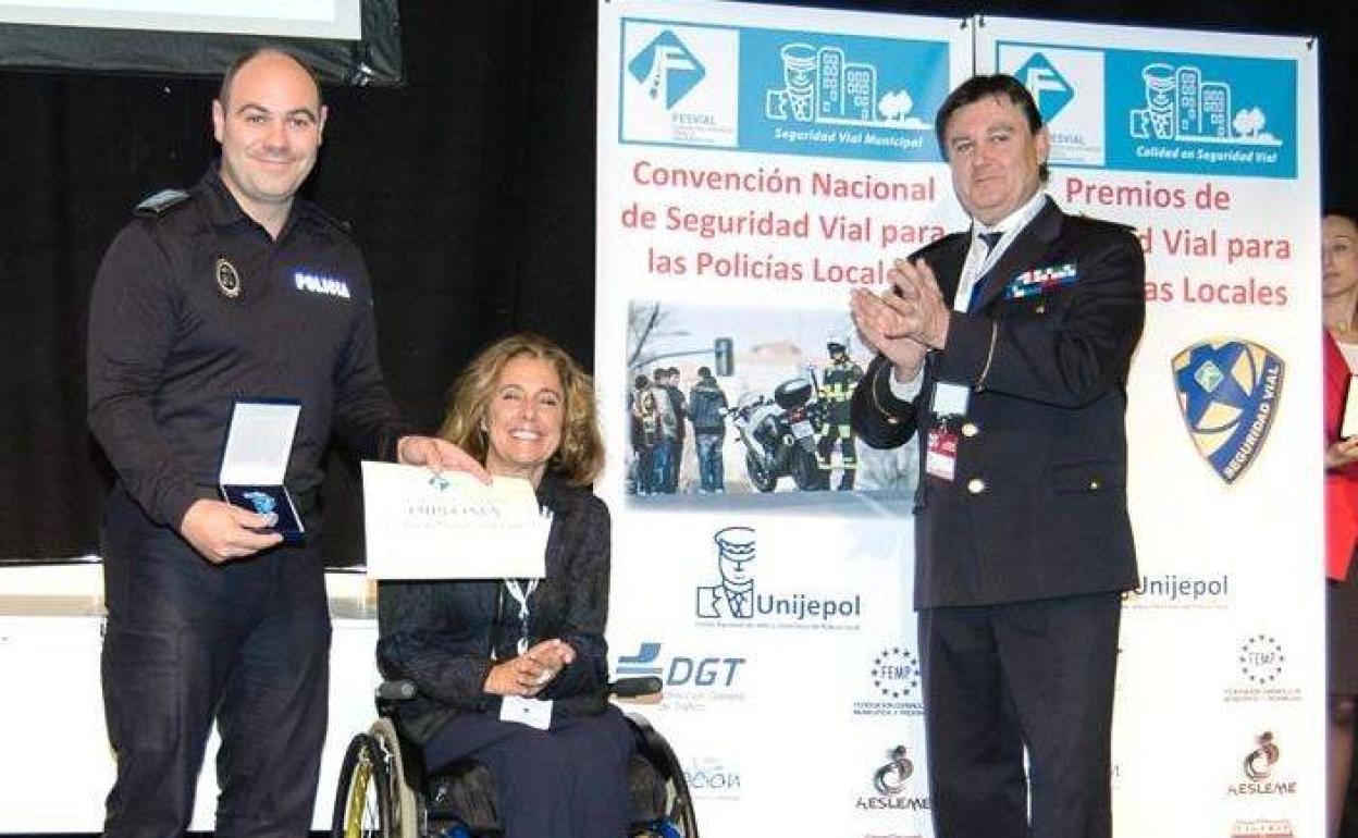 Alemán ya recibió la medalla de plata de Fesvial. :: R. I.