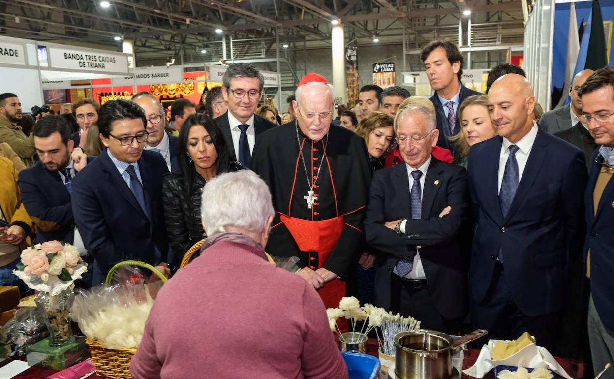 Abre sus puertas en Aguadulce la feria Esencia Cofrade