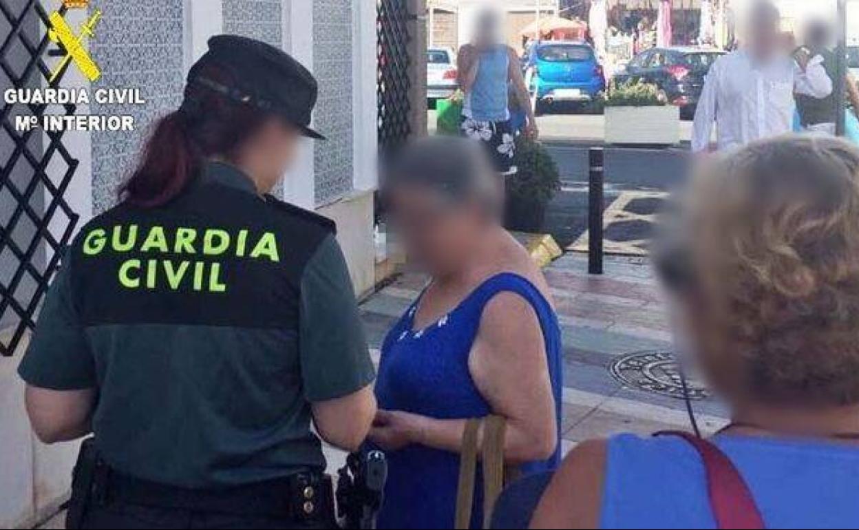 Robos en Roquetas | Detenido por dos hurtos con violencia a mujeres de avanzada edad