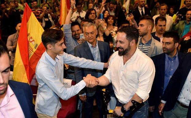 Vox acusa a Luz Belinda Rodríguez de querer «extorsionar» al partido