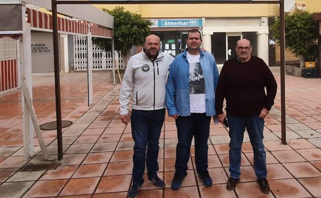 De izquierda a derecha José Gabriel Soto, Francisco Javier González y Santos Fernández. 
